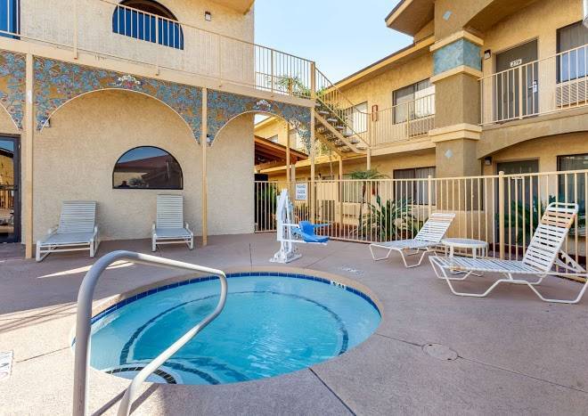 Quality inn phoenix scottsdale west