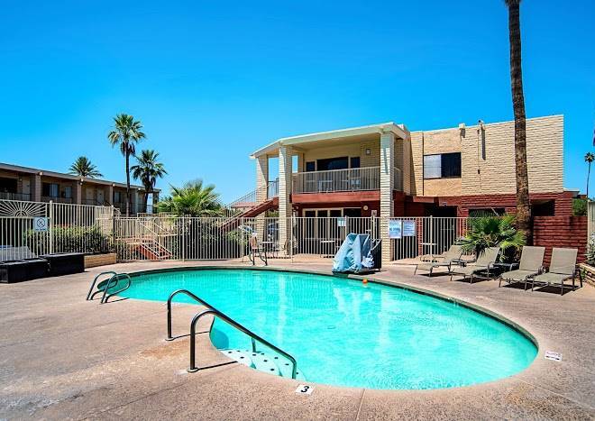 Quality inn & suites phoenix nw sun city