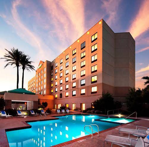 Radisson hotel phoenix airport