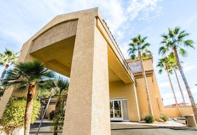 Sleep inn phoenix north i 17