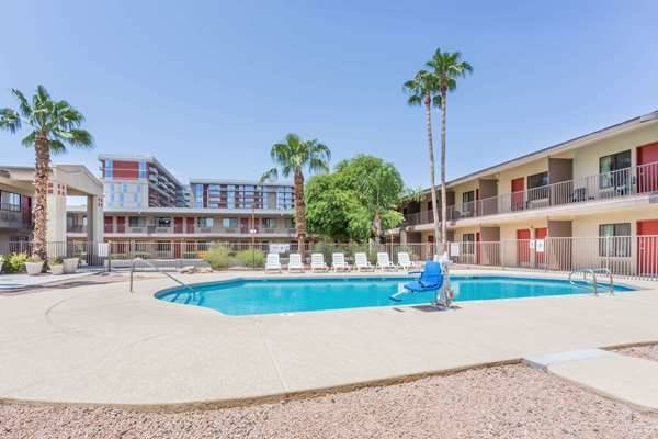 Super 8 by wyndham tempe asu airport