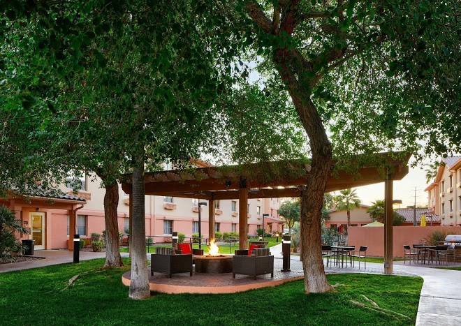 Towneplace suites by marriott tempe at arizona mills mall