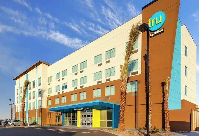 Tru by hilton gilbert