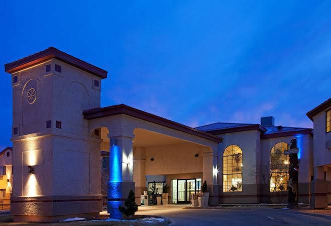 Holiday inn express show low