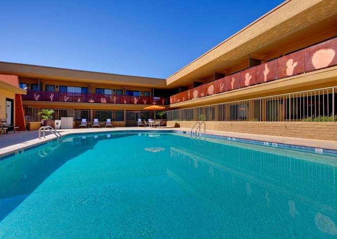 Best western royal sun inn & suites