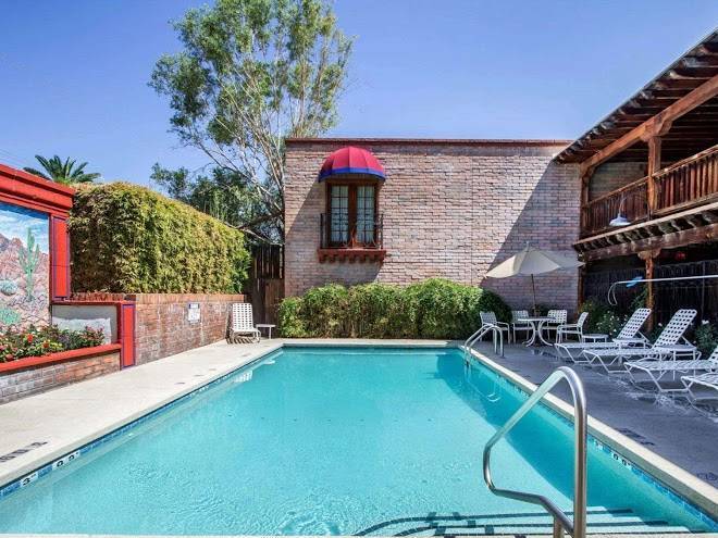 Comfort suites at sabino canyon