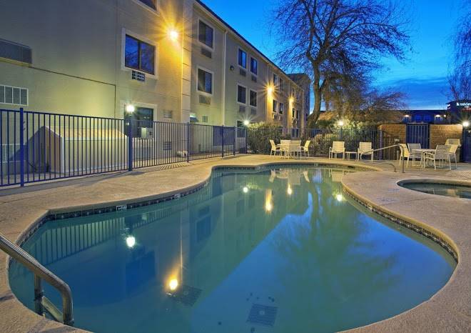Holiday inn express tucson airport