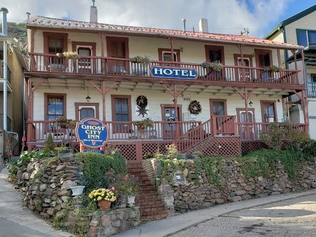 Ghost city inn