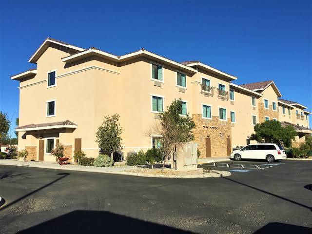 Comfort inn & suites yuma i 8