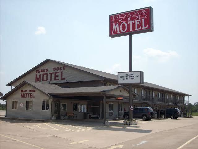 Brass Door Motel Image
