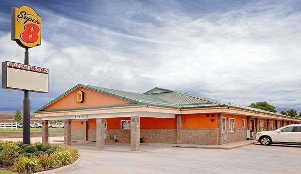 Super 8 by wyndham siloam springs