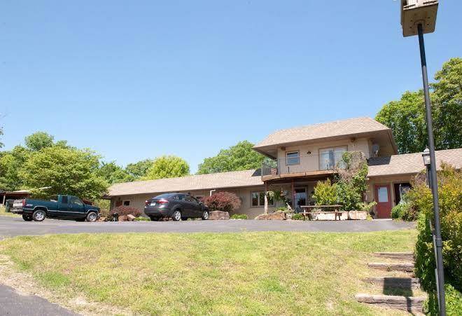 Beaver lake view resort