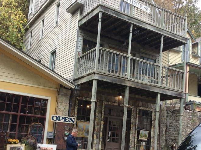Eureka springs arkansas hotel