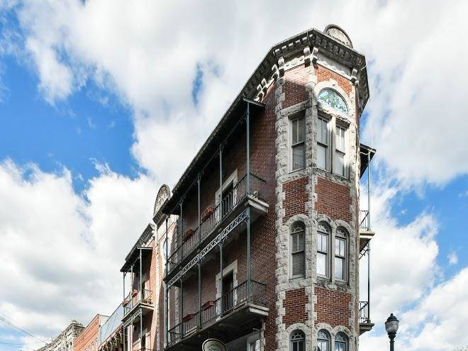 Flatiron flats