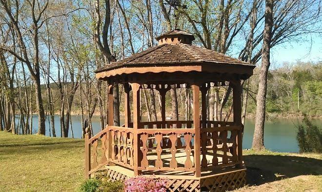 Parker's hideaway on the river