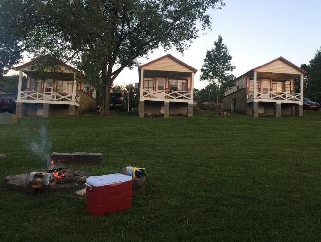 Riverview resort & country store