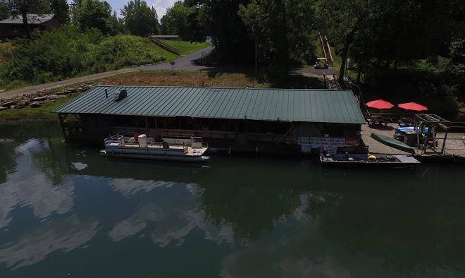 The cabins at lobo landing