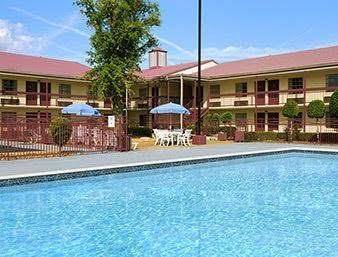 Days inn by wyndham west memphis