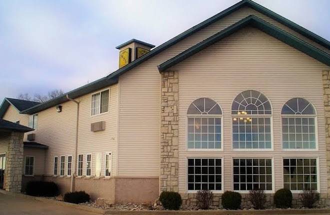 Mammoth spring lodge