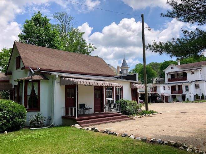 Gold inn hot springs