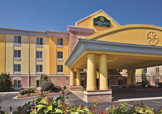 La quinta inn & suites by wyndham hot springs