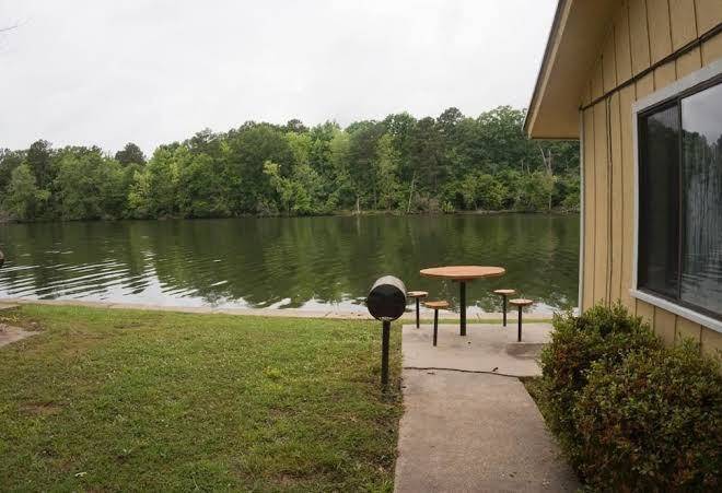 Lela's landing