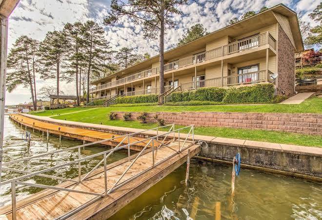 Long island lake resort