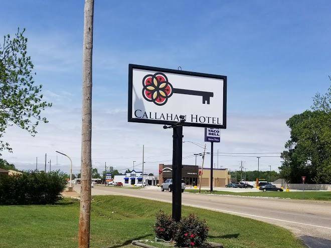 Callahan hotel