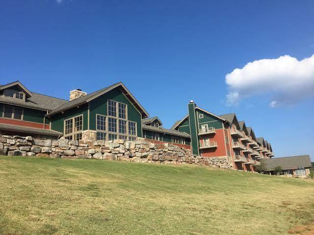 The lodge at mount magazine