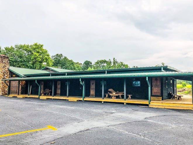 Samanthas timber inn