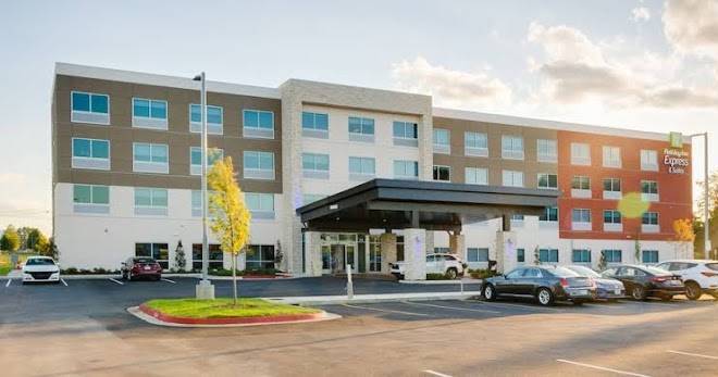 Holiday inn express & suites russellville