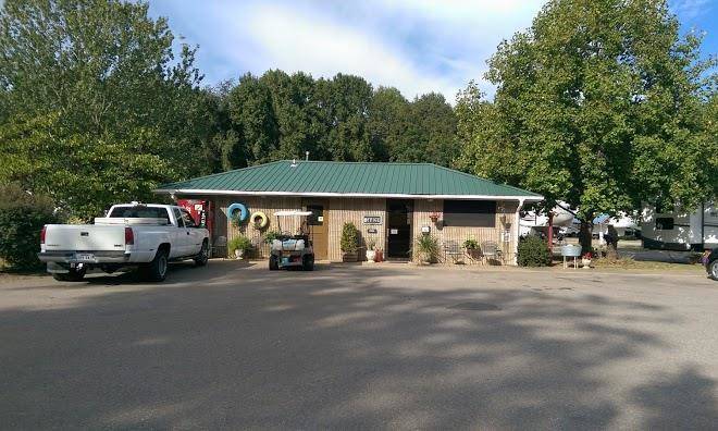 Outdoor living center rv park