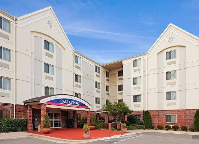 Candlewood suites west little rock