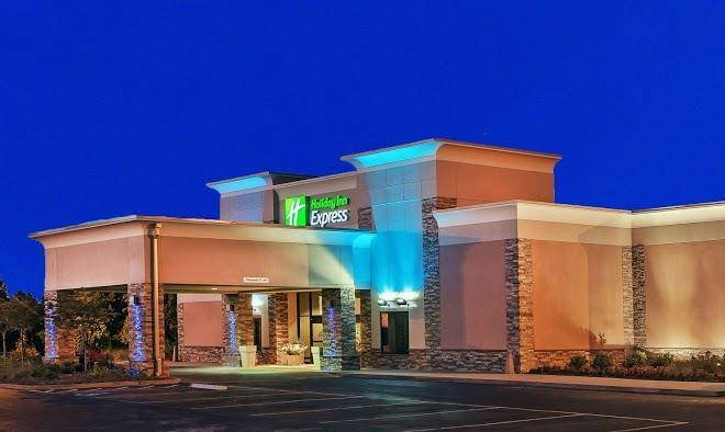 Holiday inn express little rock airport