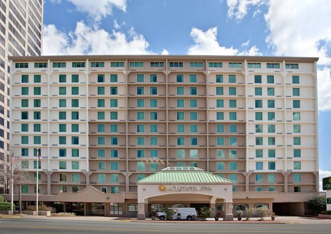 La quinta inn & suites by wyndham downtown conference center