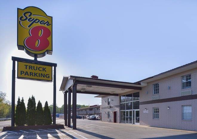 Super 8 by wyndham little rock north airport