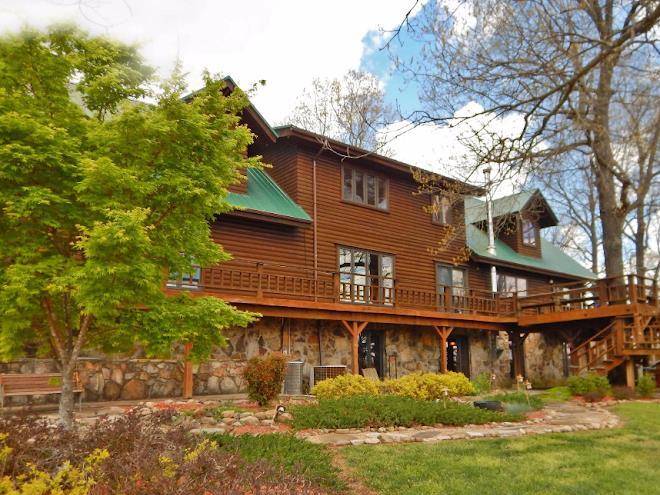 Buffalo river lodge