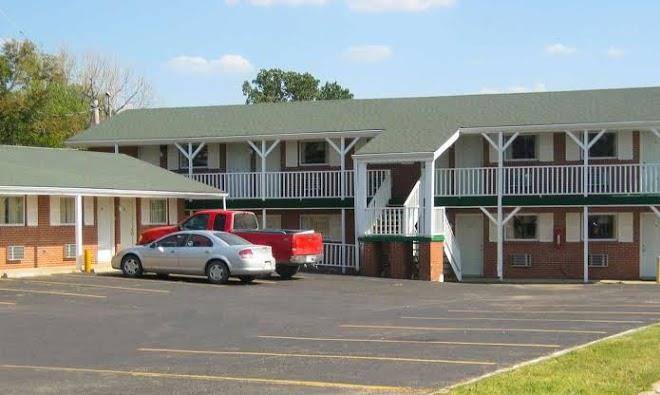 Luxury inn & suites forrest city
