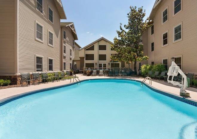 Hampton inn & suites springdale