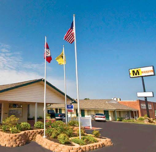 M star hotel searcy