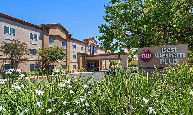 Best western plus vineyard inn