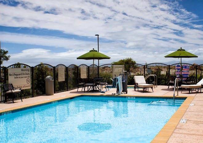 Hampton inn & suites oakland airport alameda