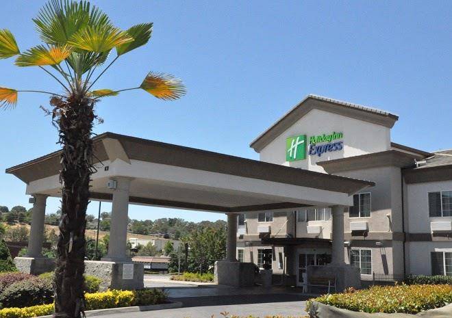 Holiday inn express & suites jackson