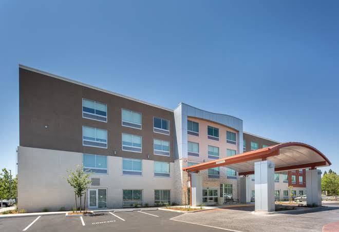 Holiday inn express & suites chico
