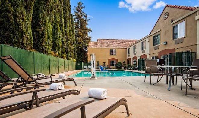 Best western brentwood inn