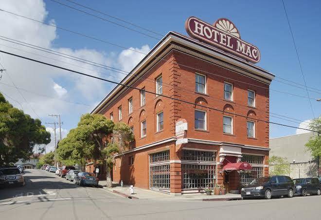 Hotel mac & suites
