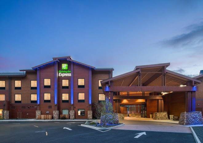 Holiday inn express klamath redwood ntl park area