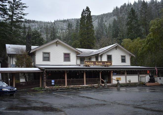 Patrick creek lodge & historical inn