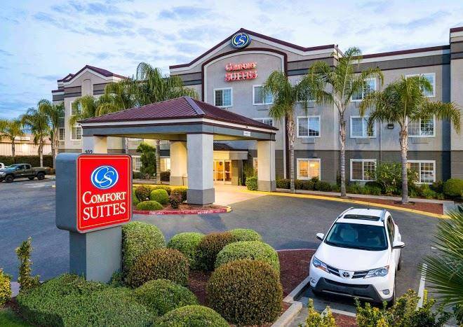 Comfort suites fresno river park