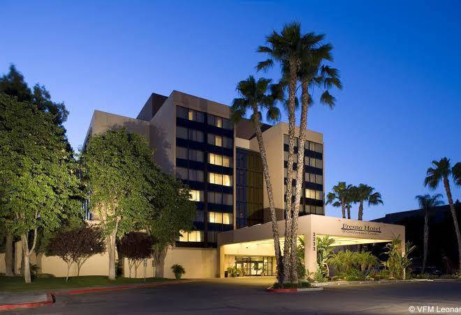 Doubletree by hilton hotel fresno convention center